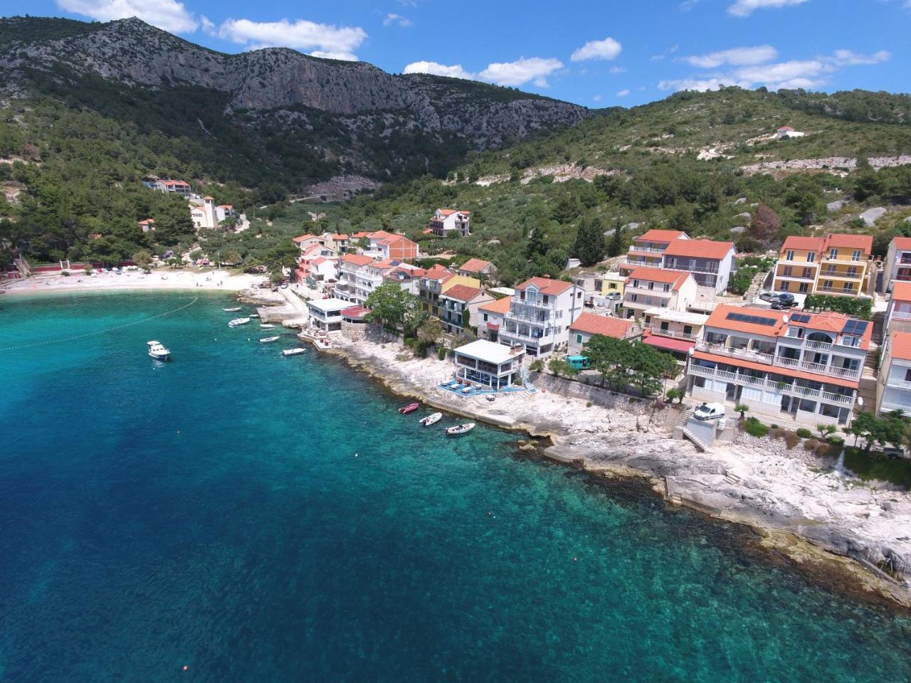 Luxury Bellavista Amazing Sea Holidays With Private Beach & Parking Milna  Eksteriør bilde