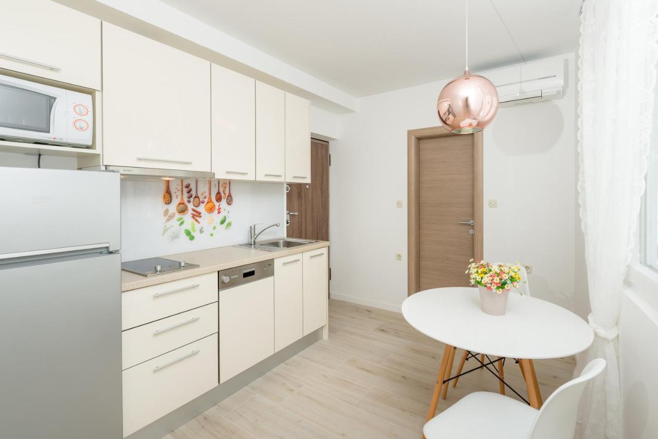 Luxury Bellavista Amazing Sea Holidays With Private Beach & Parking Milna  Eksteriør bilde