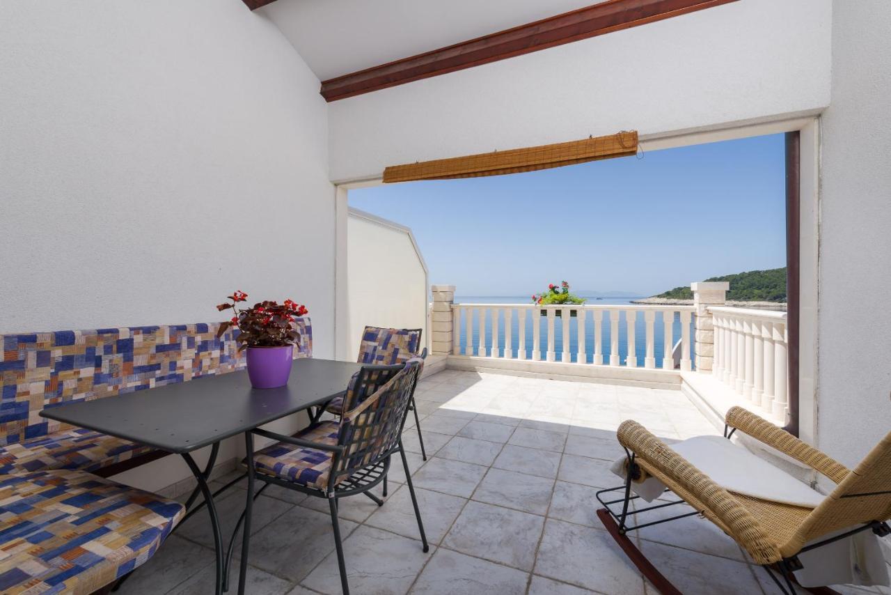Luxury Bellavista Amazing Sea Holidays With Private Beach & Parking Milna  Eksteriør bilde