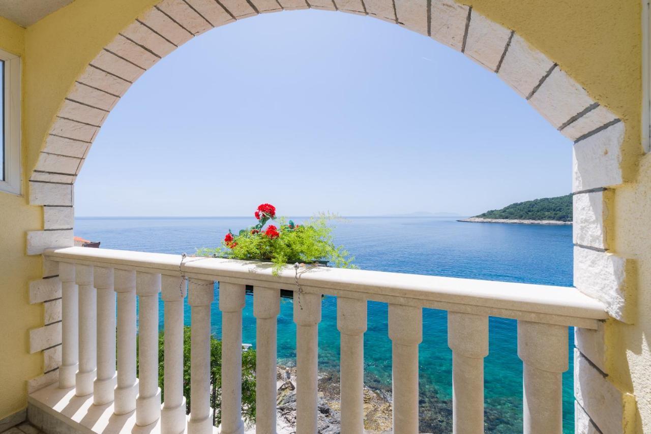 Luxury Bellavista Amazing Sea Holidays With Private Beach & Parking Milna  Eksteriør bilde