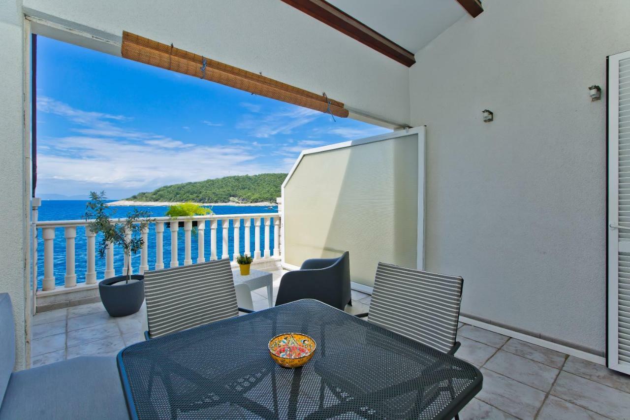Luxury Bellavista Amazing Sea Holidays With Private Beach & Parking Milna  Eksteriør bilde