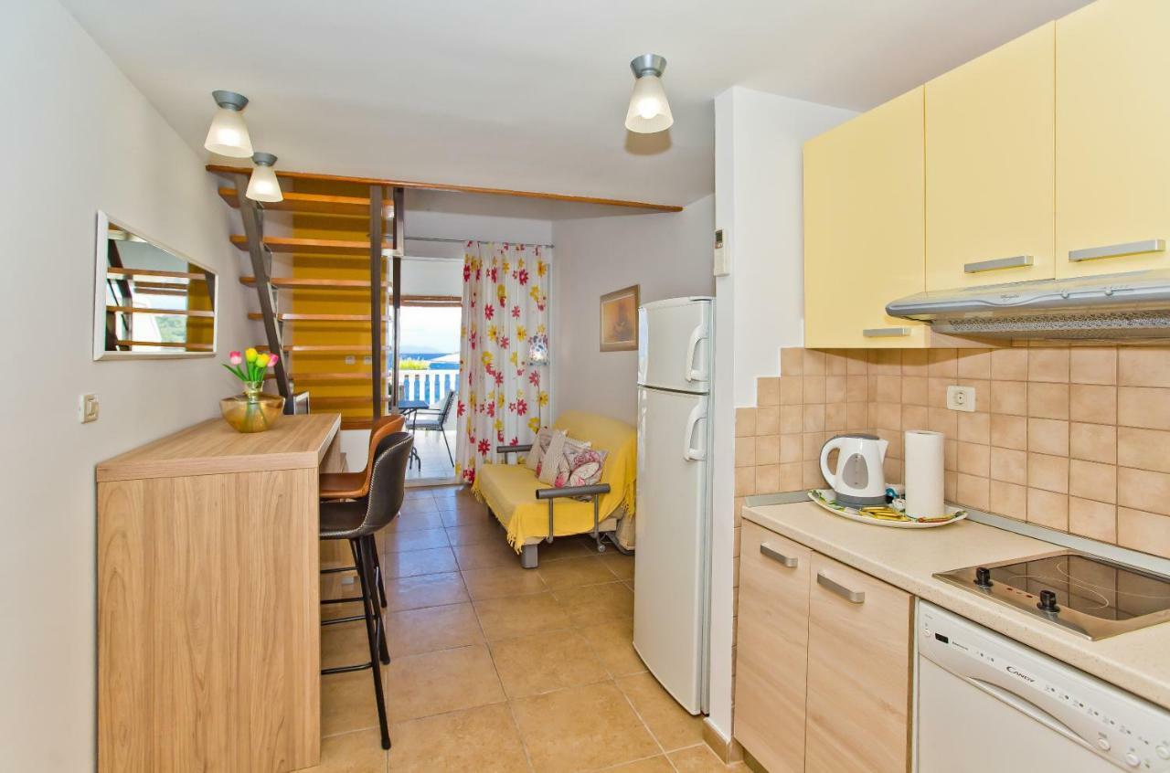 Luxury Bellavista Amazing Sea Holidays With Private Beach & Parking Milna  Eksteriør bilde